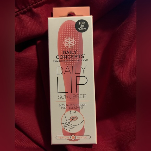 Daily Concepts Daily Lip Scrubber - Picture 2 of 5